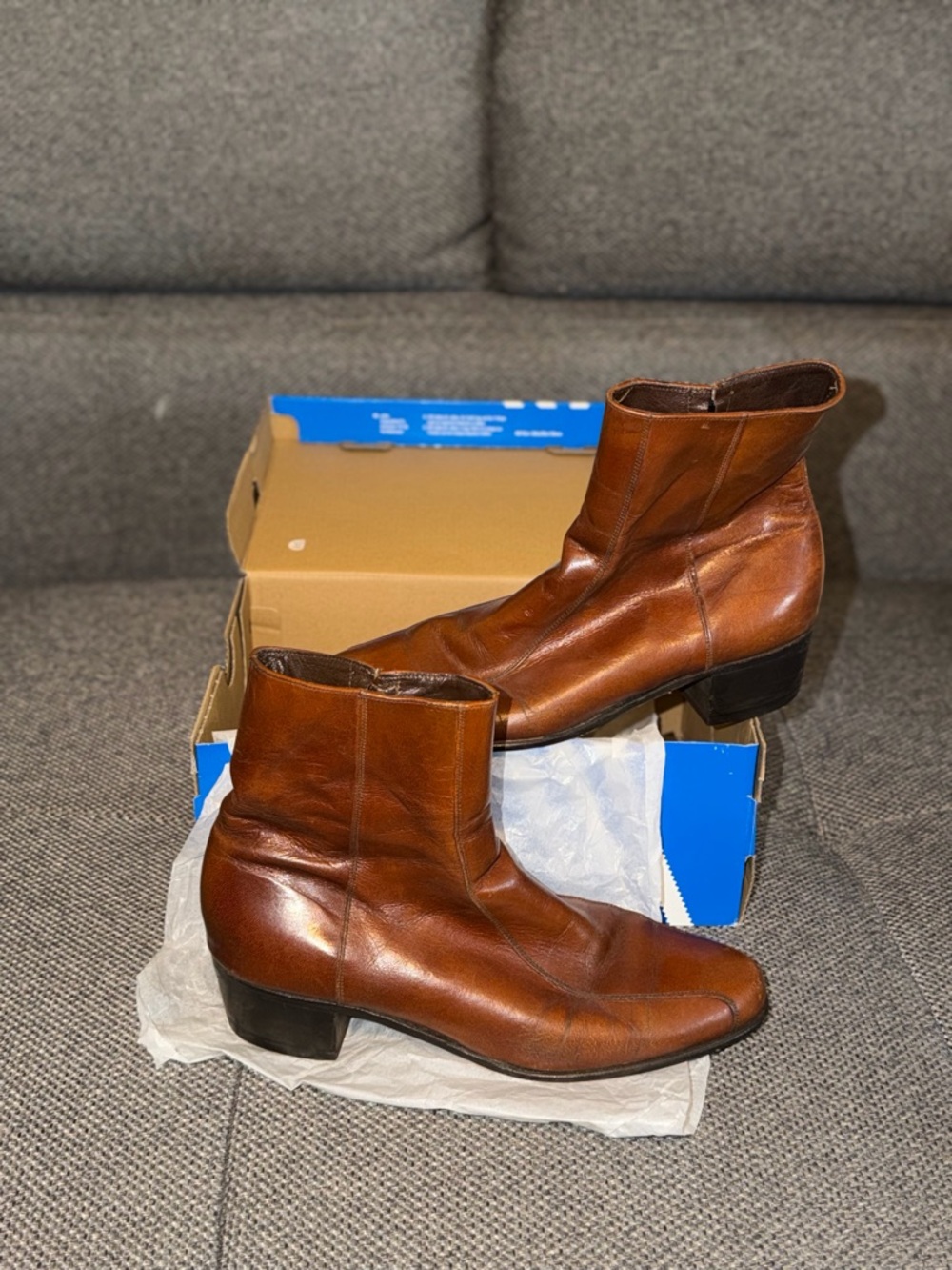 Brand New Condition Vintage Florsheim Cognac Leather Ankle Boots